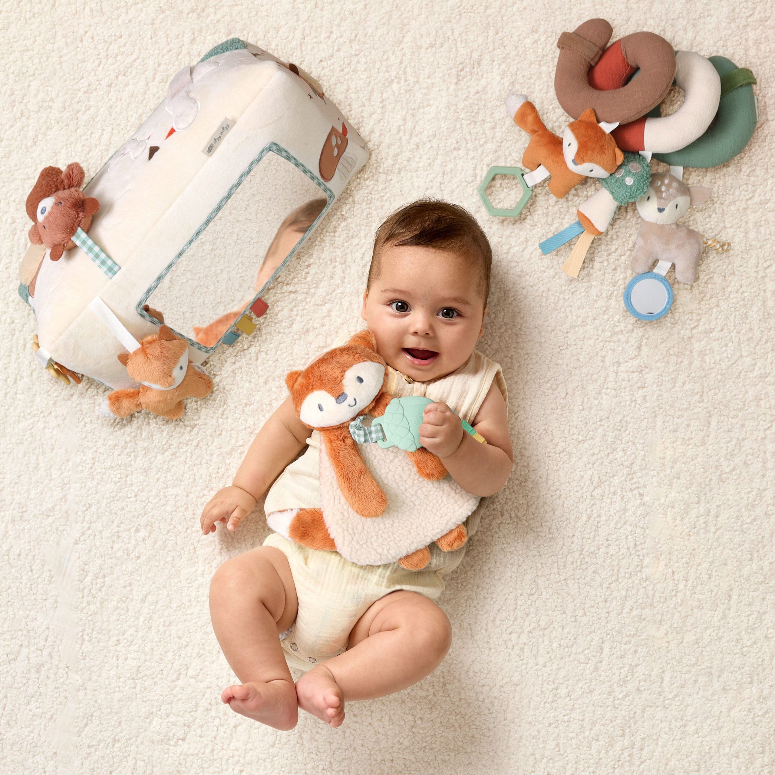 Babylist x Itzy Lovey™ Plush and Teether Toy - Image 12