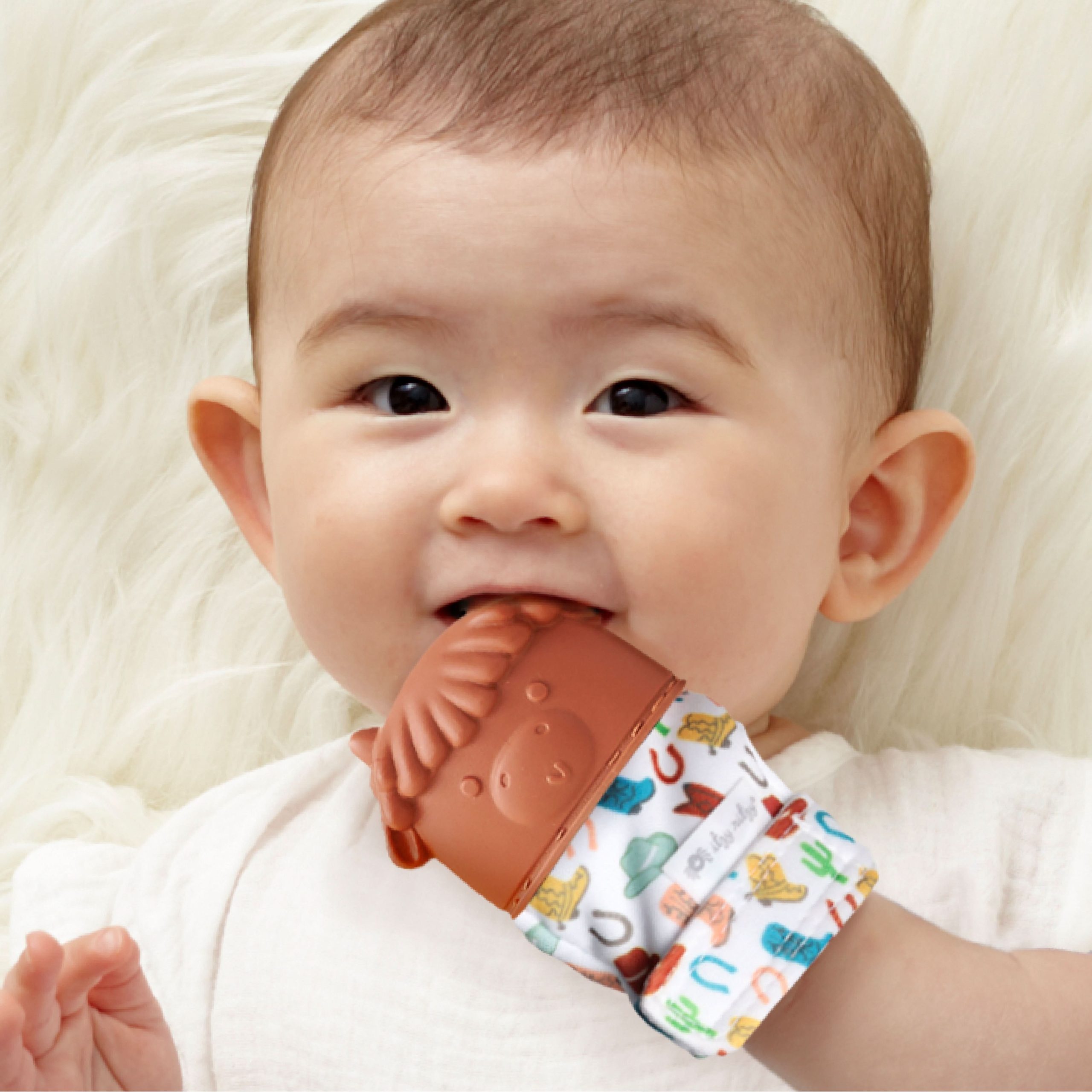 Itzy Mitt® Teething Mittens - Image 12