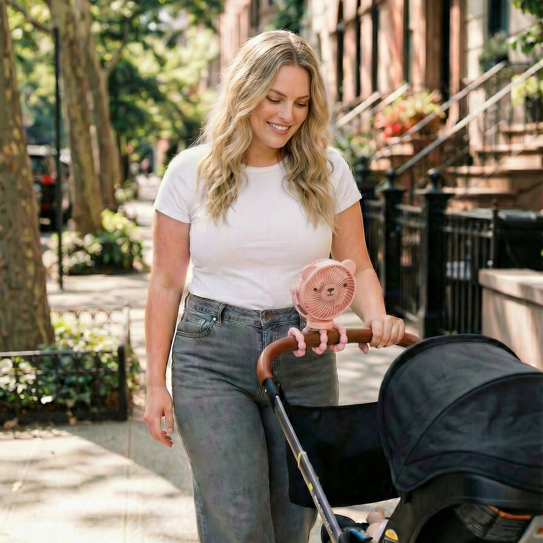 Itzy Breeze 3-Speed Stroller Fan™ - Image 4